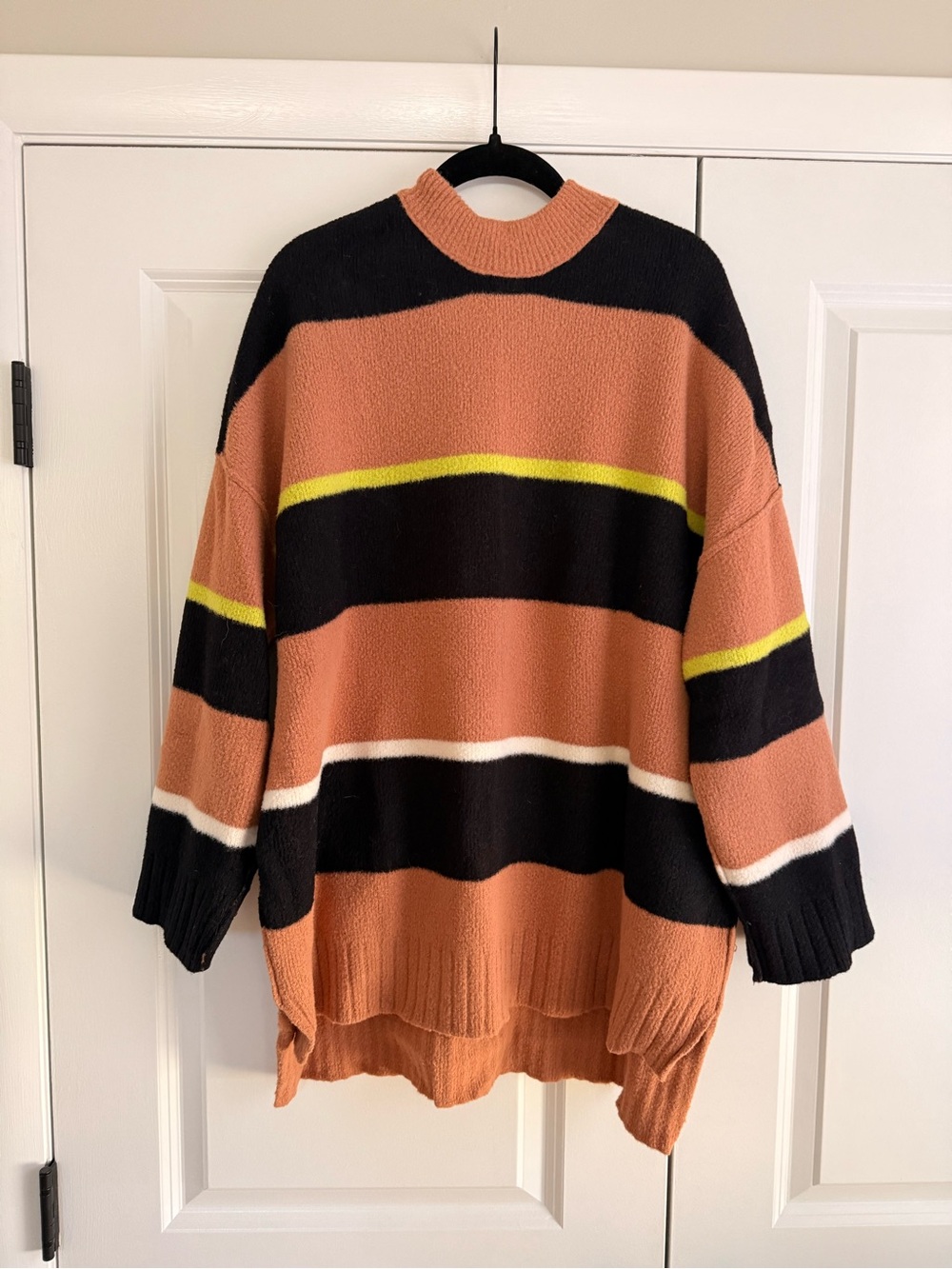Oversized Striped Crewneck Sweater - Rust/Black